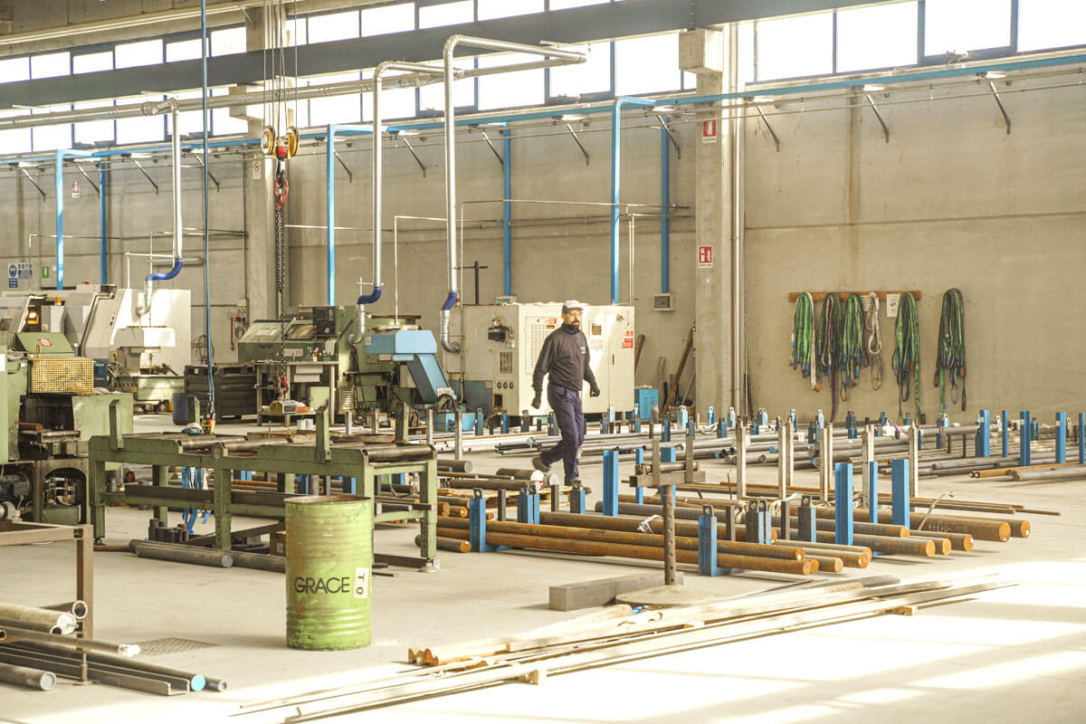 Salari Hydraulic Cylinders - Produzione di cilindri oleodinamici